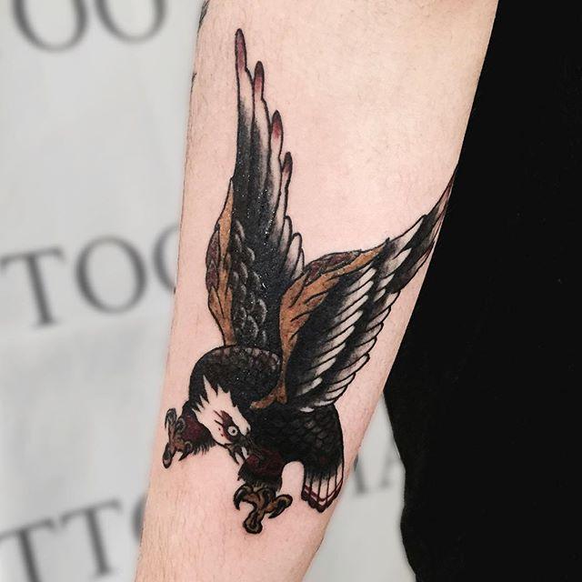 tatuaje brazo de hombre 1001