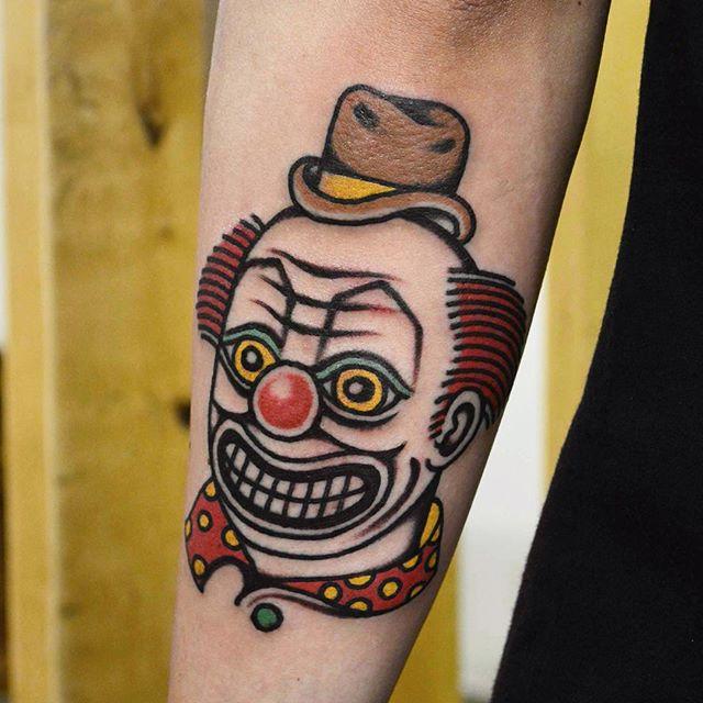 tatuaje brazo de hombre 1141
