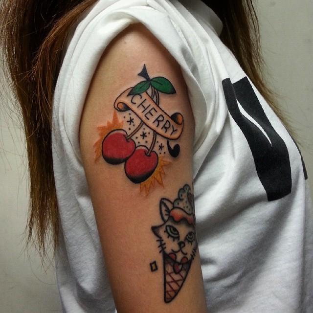 tatuaje brazo de mujer 431