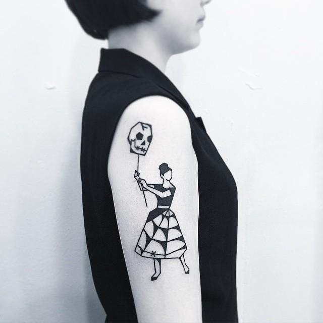 tatuaje brazo de mujer 751