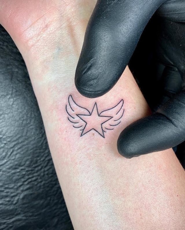 Tatuajes con estrellas (para MUJERES)