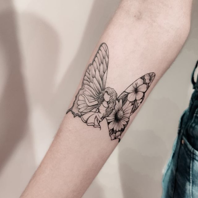 tattoo femenino con una hada 06