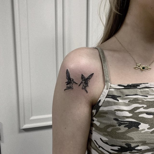 tattoo femenino con una hada 45