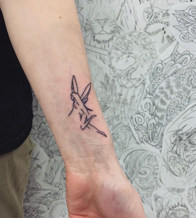 tattoo femenino con una hada 57