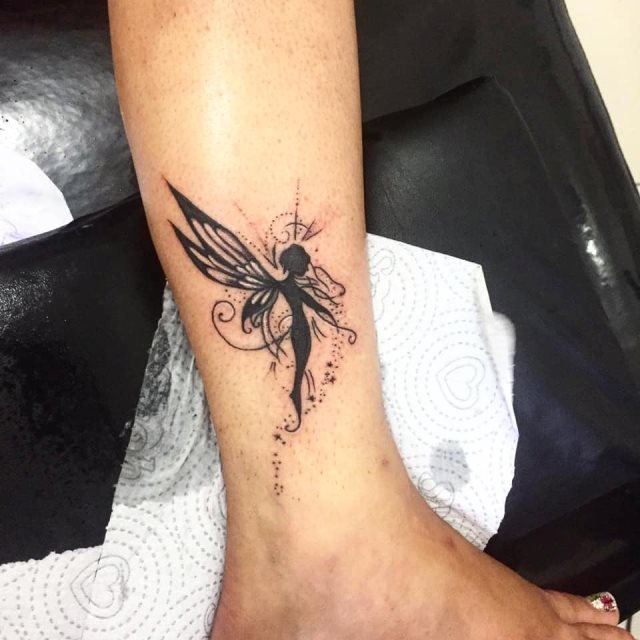 tattoo femenino con una hada 58