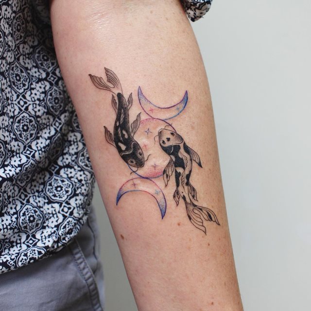 tattoo femenino de carpa 64