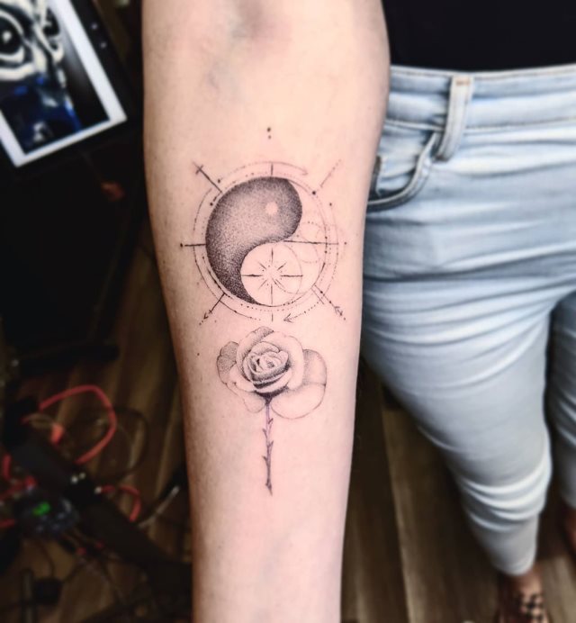 tattoo femenino del yin y yang 62