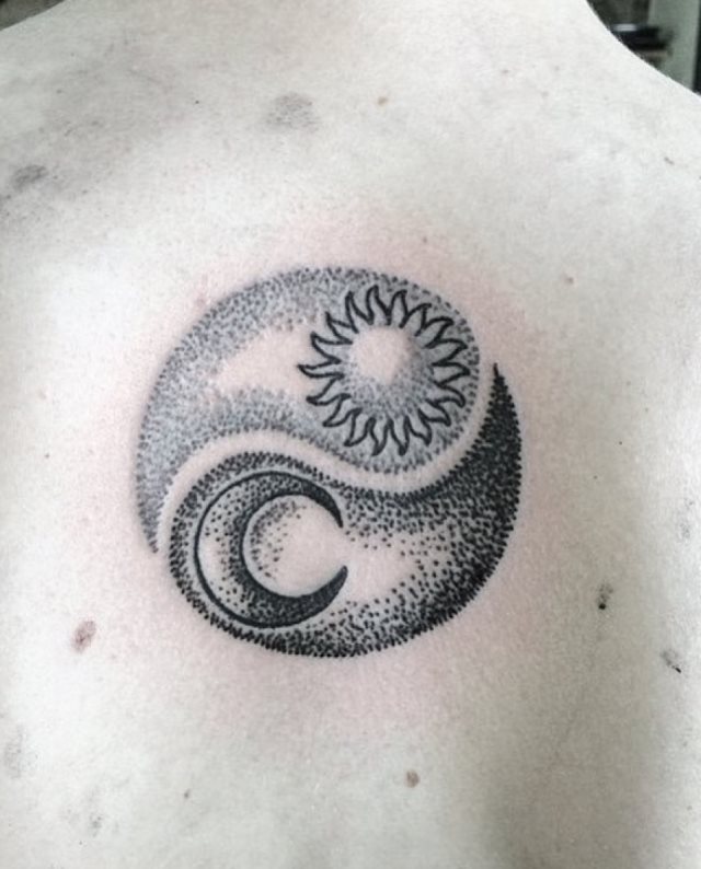 tattoo femenino del yin y yang 70