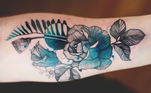 tattoo femenino flor 01