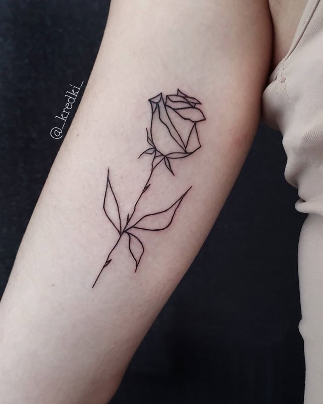 tattoo femenino flor 06