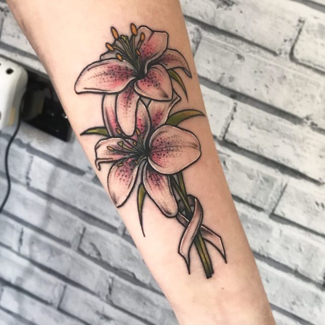 tattoo femenino flor 23