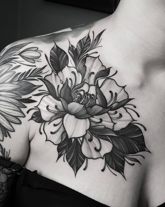 tattoo femenino flor 34