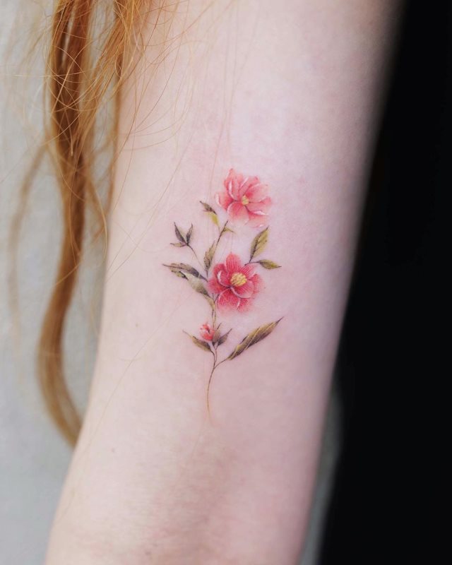tattoo femenino flor 58