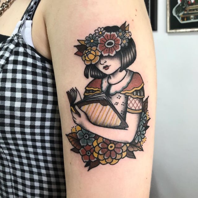 tattoo femenino flor para el brazo 23
