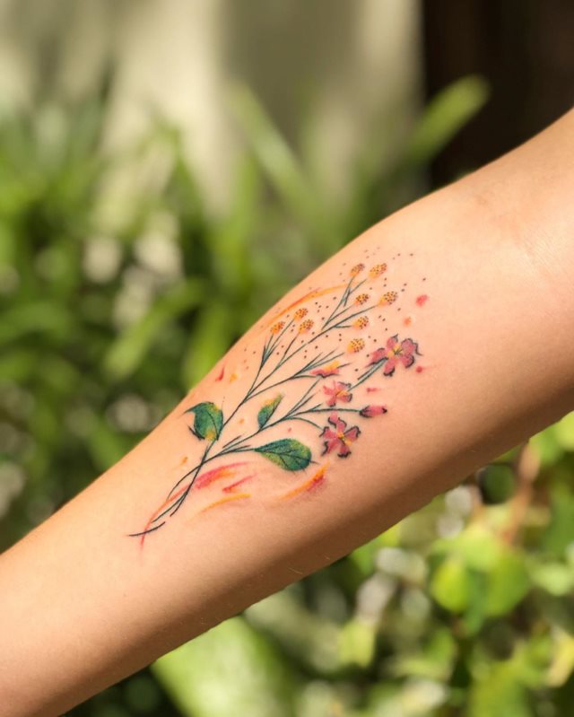 tattoo femenino flor para el brazo 63