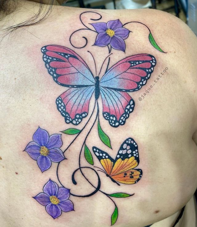 tattoo femenino flor para la espalda 46