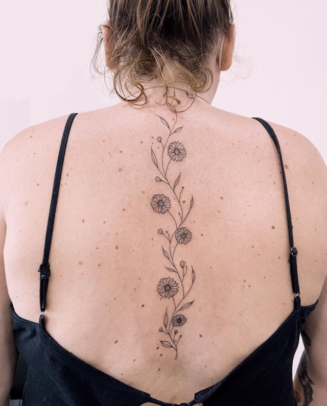 tattoo femenino flor para la espalda 71
