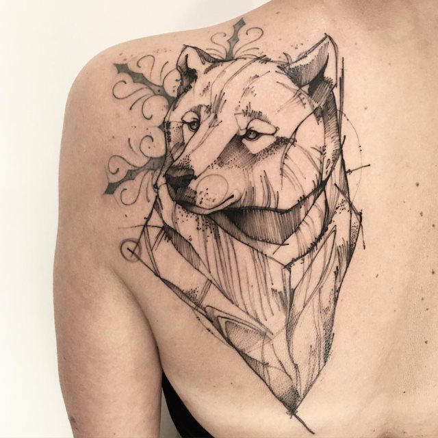 tattoo femenino lobo 11