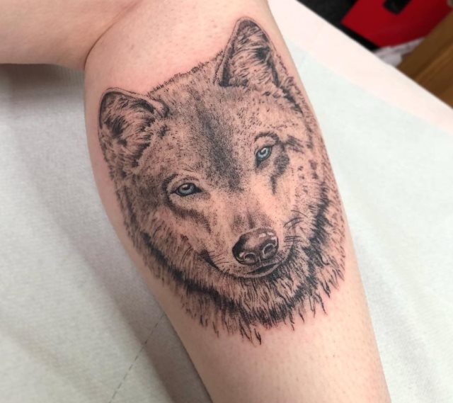 tattoo femenino lobo 21