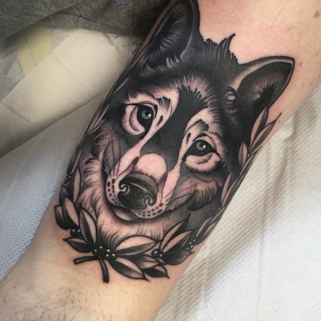 tattoo femenino lobo 50