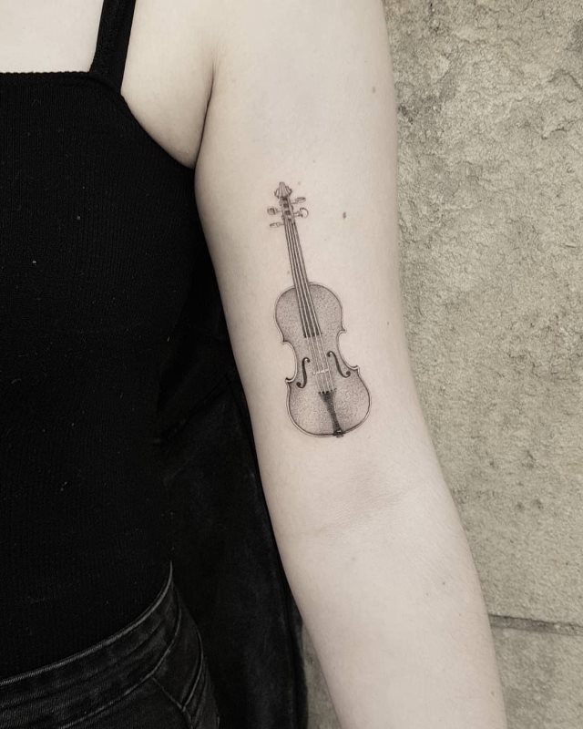 tattoo femenino musical 29