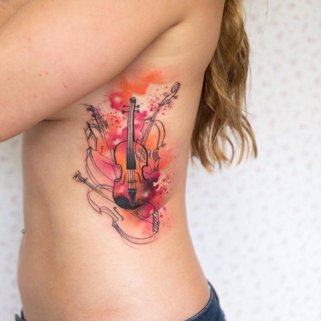 tattoo femenino musical 31