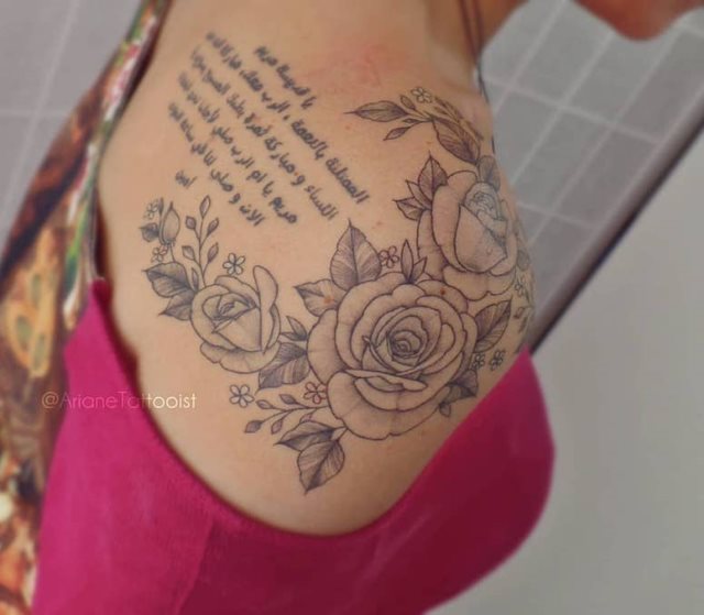 tattoo femenino para el hombro 136