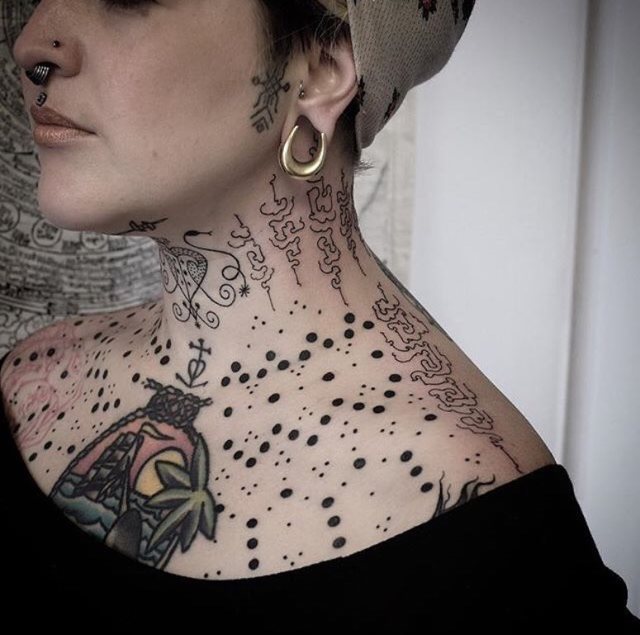 tattoo femenino para el hombro 151