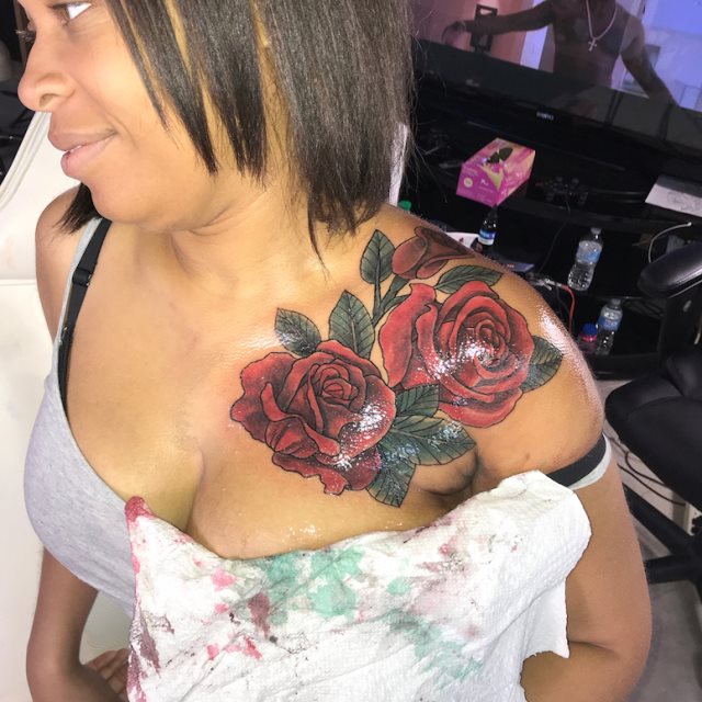 tattoo femenino para el hombro 158
