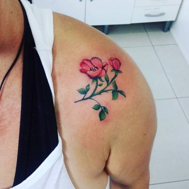 tattoo femenino para el hombro 38
