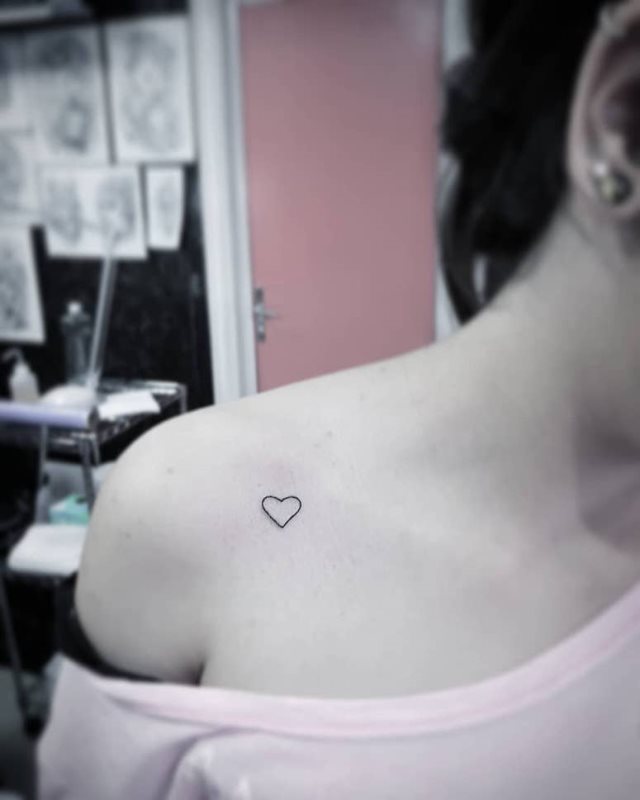 tattoo femenino para el hombro 46