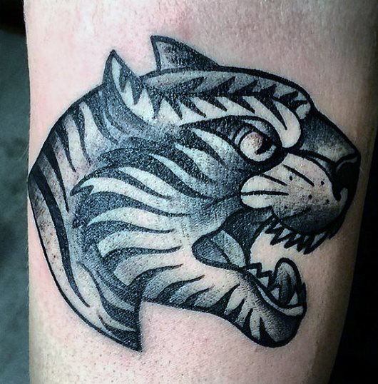 tatuaje tigre para hombre 55
