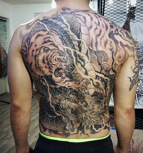 tatuaje tigre para hombre 89