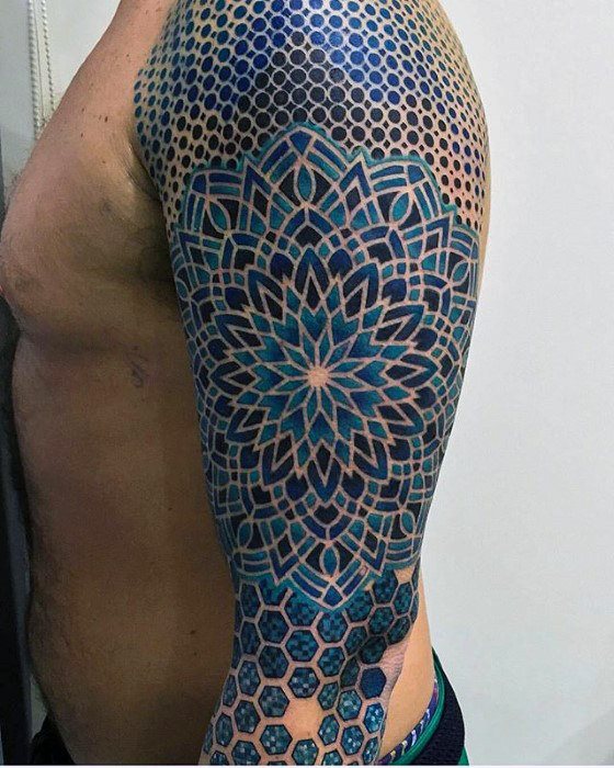 tatuaje increible para hombre 09