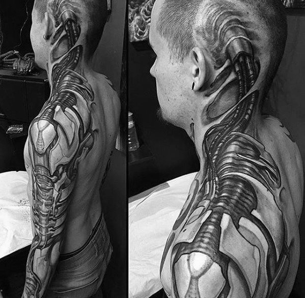 tatuaje increible para hombre 25
