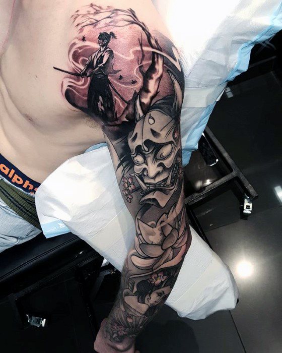tatuaje epico para hombre 29