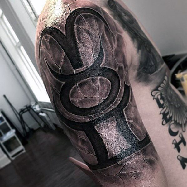 tatuaje impresionante para chico 93
