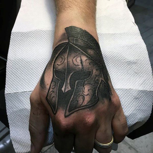 tatuaje interesante para hombre 22